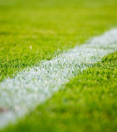 sandro-schuh-HgwY_YQ1m0w-unsplash